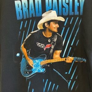 Brad paisley extra large T-shirt. Preowned good condition.